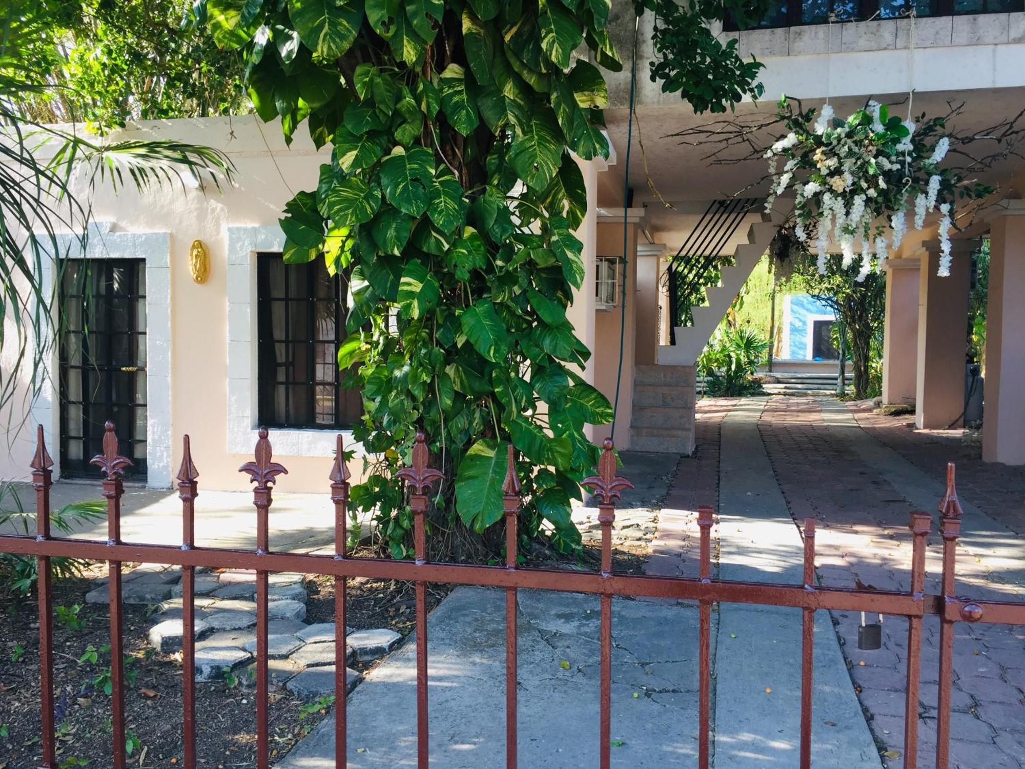Hostal Y Camping Villa Mercedes 蒂西明 外观 照片